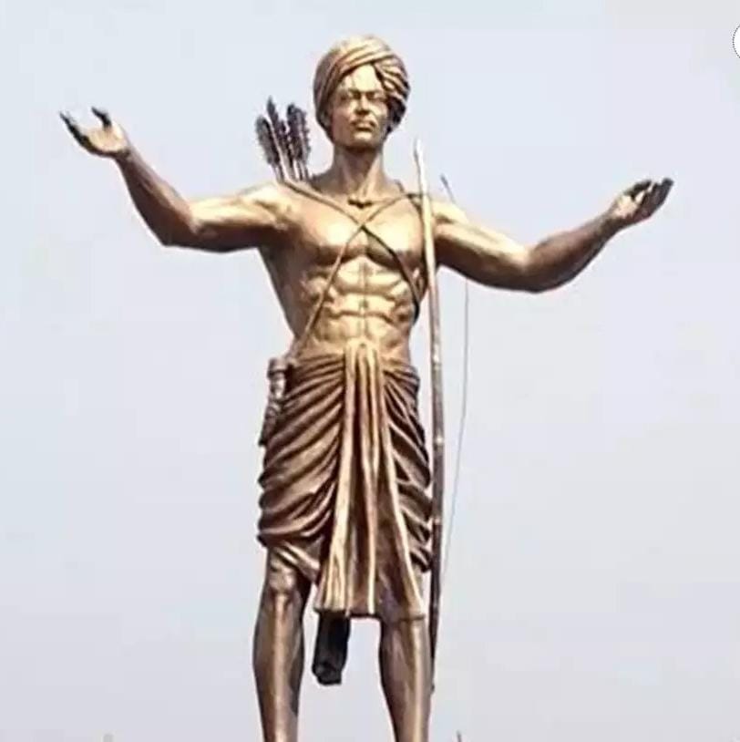 बिरसा मुण्डा की पुण्यतिथि पर पुष्पांजलि कार्यक्रम