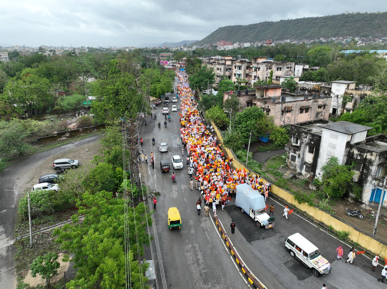 तूफान पर भारी पड़ी डीलिस्टिंग की हुंकार 