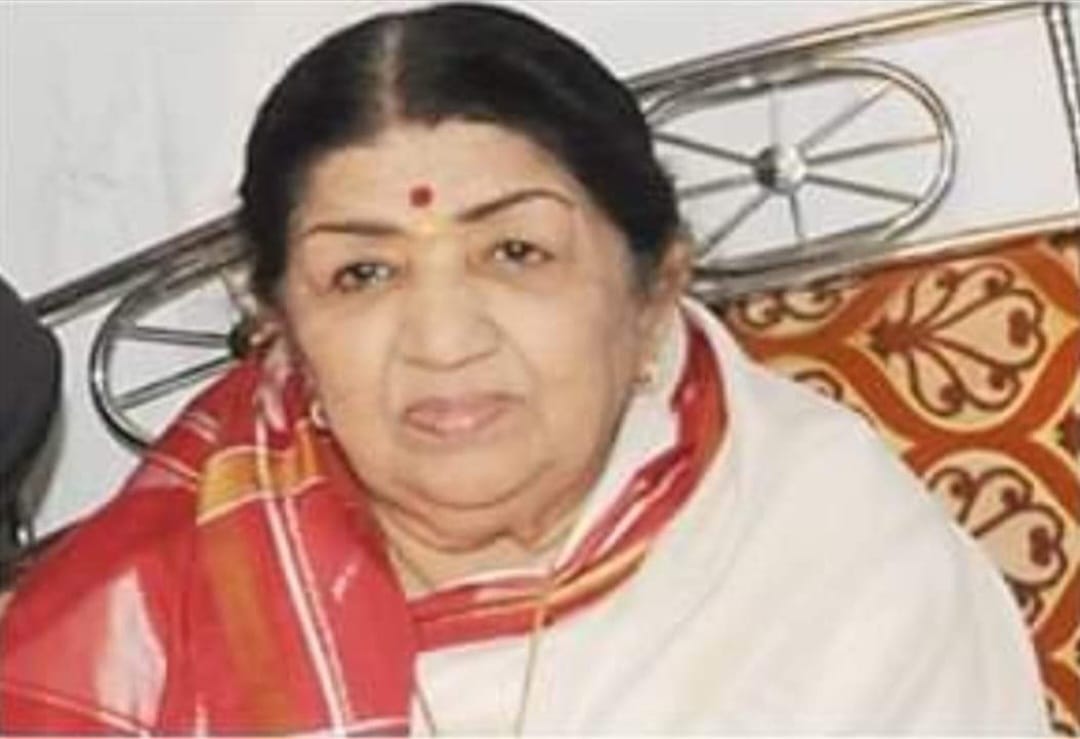 स्वर सम्राज्ञी लता मंगेशकर “28 सितम्बर/जन्म-दिवस”