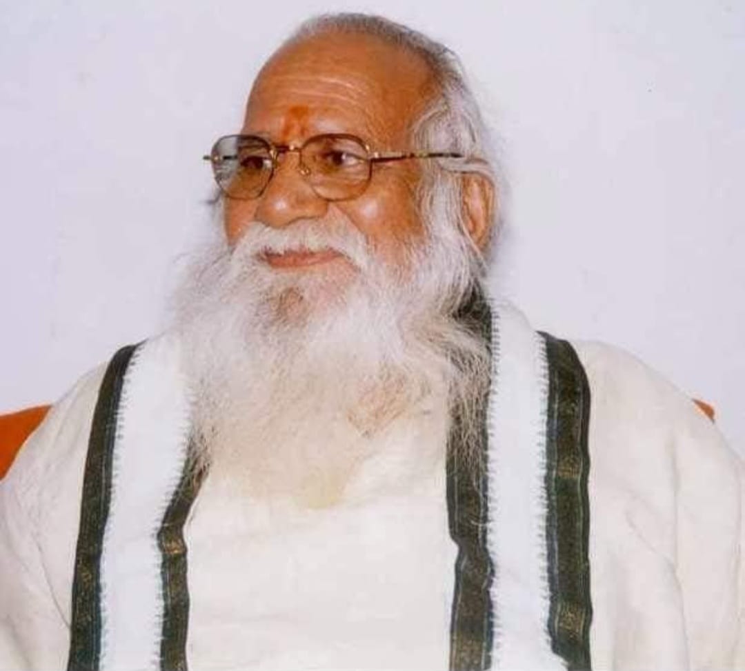 राजपथ से रामपथ पर- आचार्य गिरिराज किशोर “4 फरवरी /जन्म दिवस”