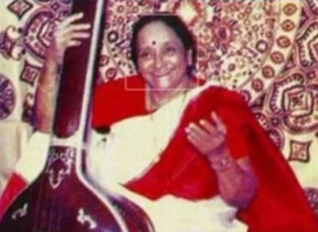 बहुमुखी कलाकार इंदिराबाई राजाराम केलकर “5 मई/जन्म-दिवस”