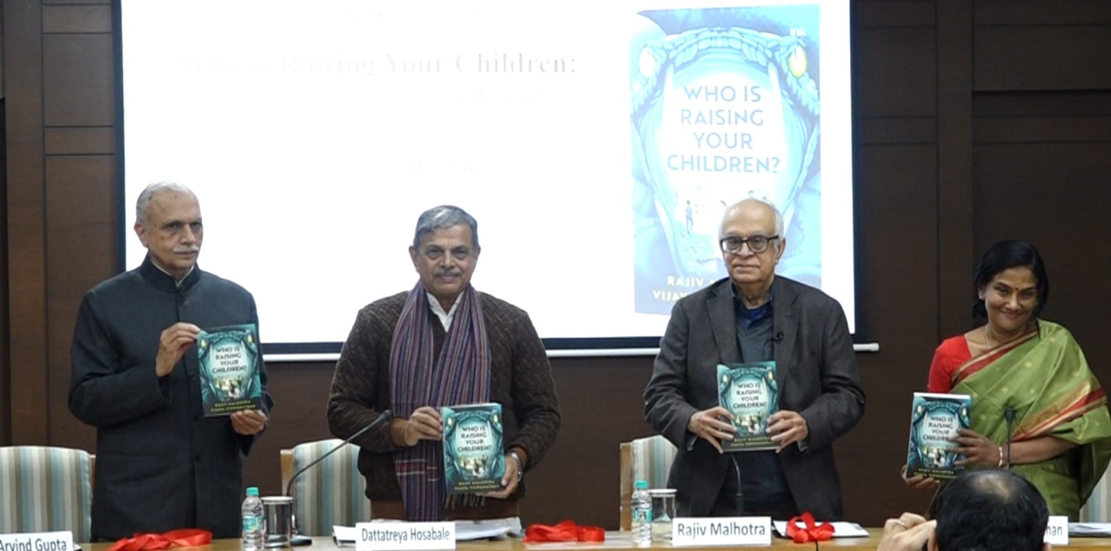 भारतीय वैदिक शिक्षा पद्धति को आगे ला रहे हैं धर्मयोद्धा – दत्तात्रेय होसबाले जी